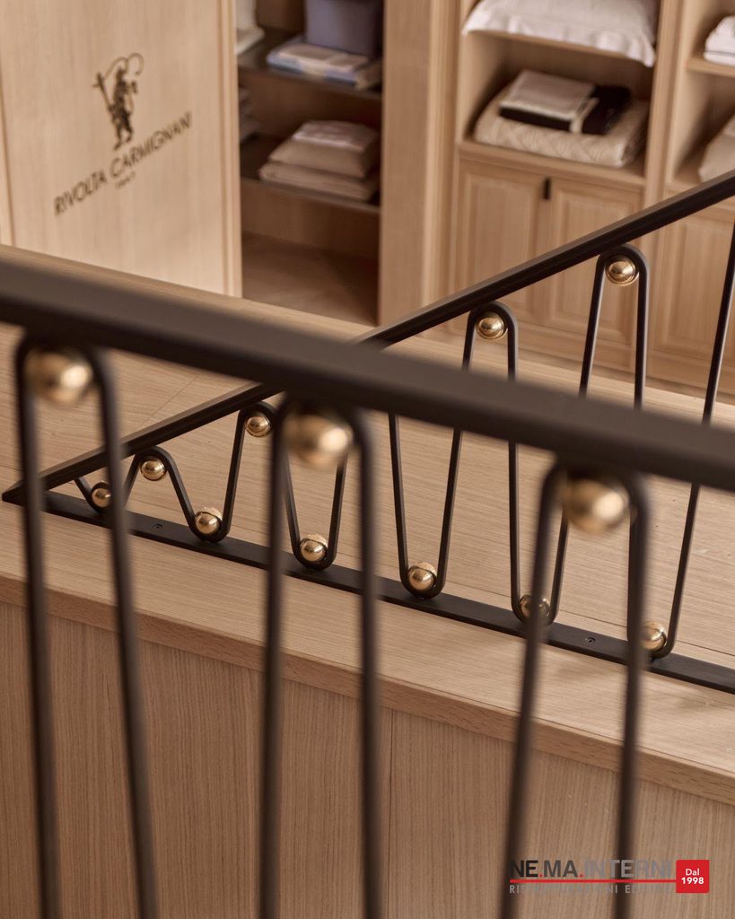 Ristrutturazione Showroom Rivolta Carmignani sito in Milano 15